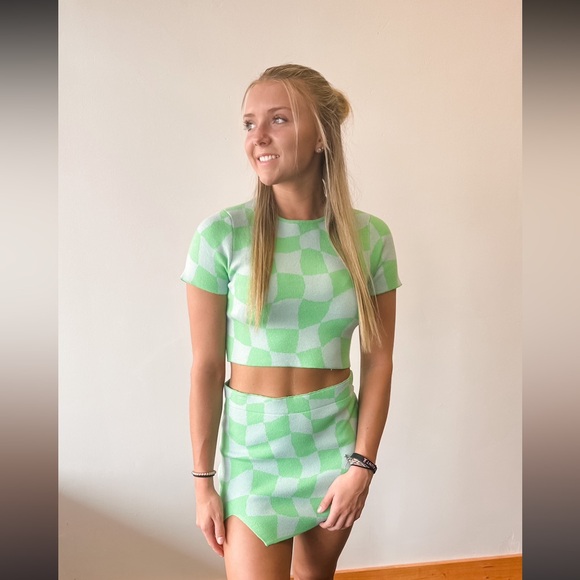 HYFVE Green Checkered Skirt Set - Picture 2 of 2